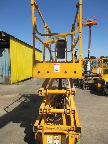 Haulotte Compact 8 - Lift u obliku makaza: slika 3 Haulotte Compact 8 - Lift u obliku makaza: slika 3