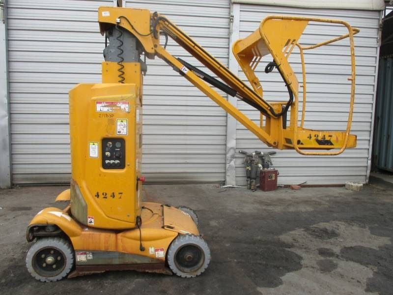 Haulotte Star 10 - Jarbolna penjajuća platforma: slika 1 Haulotte Star 10 - Jarbolna penjajuća platforma: slika 1