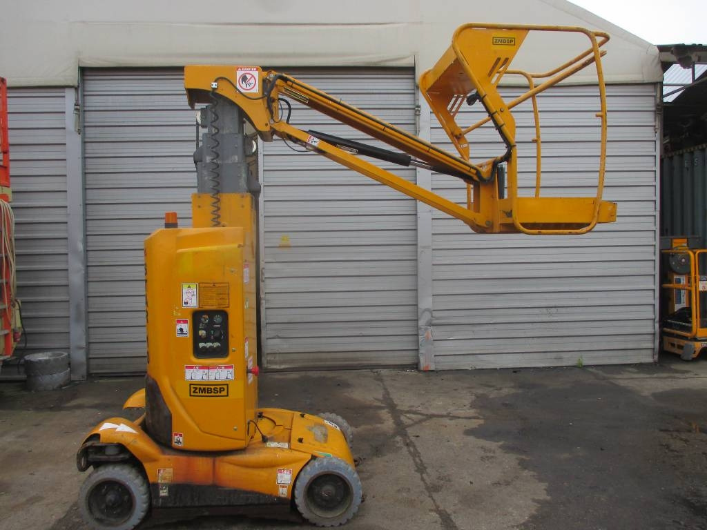 Haulotte Star 10 - Jarbolna penjajuća platforma: slika 1 Haulotte Star 10 - Jarbolna penjajuća platforma: slika 1