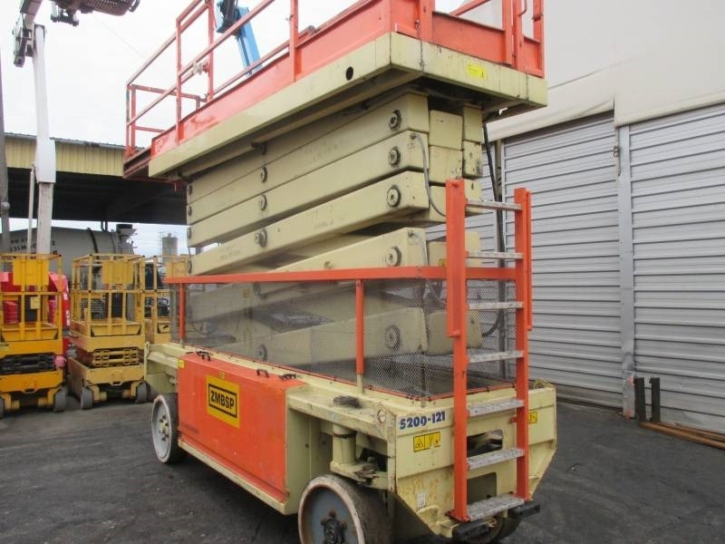 JLG Liftlux 180-12 - Lift u obliku makaza: slika 4 JLG Liftlux 180-12 - Lift u obliku makaza: slika 4