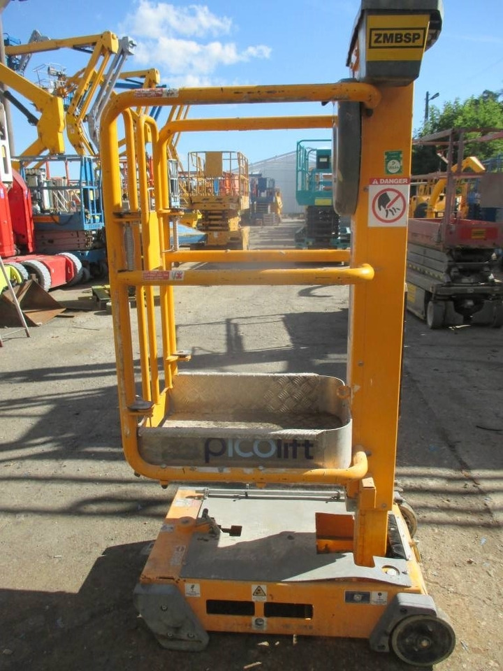 JLG Pecolift - Jarbolna penjajuća platforma: slika 5 JLG Pecolift - Jarbolna penjajuća platforma: slika 5