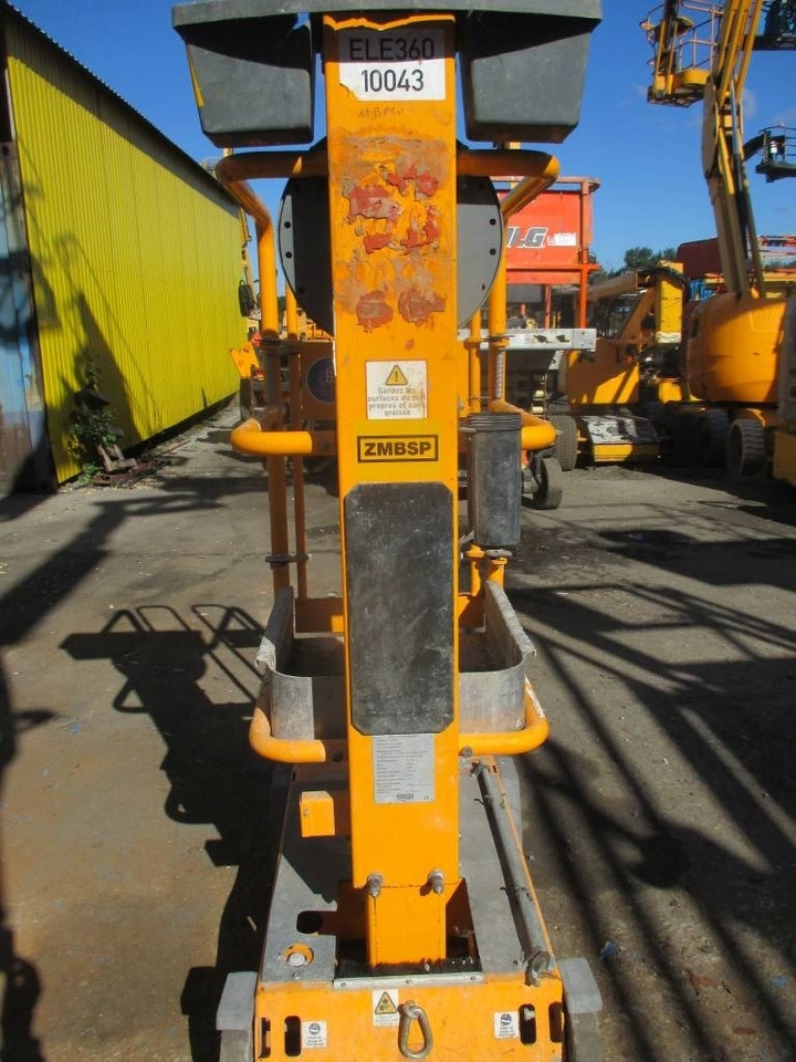 JLG Pecolift - Jarbolna penjajuća platforma: slika 3 JLG Pecolift - Jarbolna penjajuća platforma: slika 3