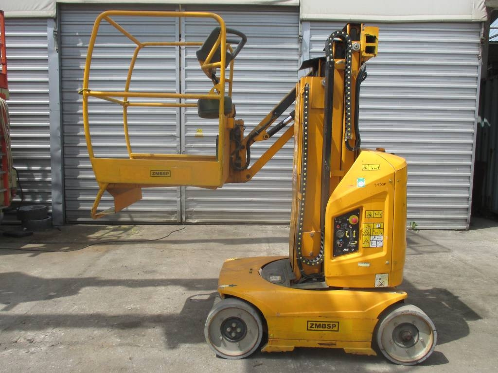 JLG Toucan 8 E - Jarbolna penjajuća platforma: slika 1 JLG Toucan 8 E - Jarbolna penjajuća platforma: slika 1