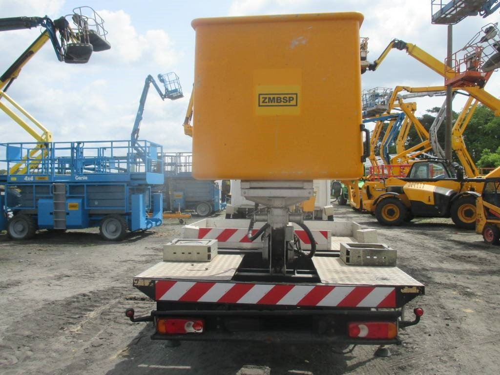 Multitel MT 202 DS - Vazdušna platforma montirana na kamion: slika 4 Multitel MT 202 DS - Vazdušna platforma montirana na kamion: slika 4