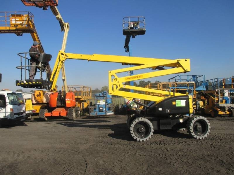 Niftylift HR 17 D 4x4 - Zglobna platforma: slika 1 Niftylift HR 17 D 4x4 - Zglobna platforma: slika 1