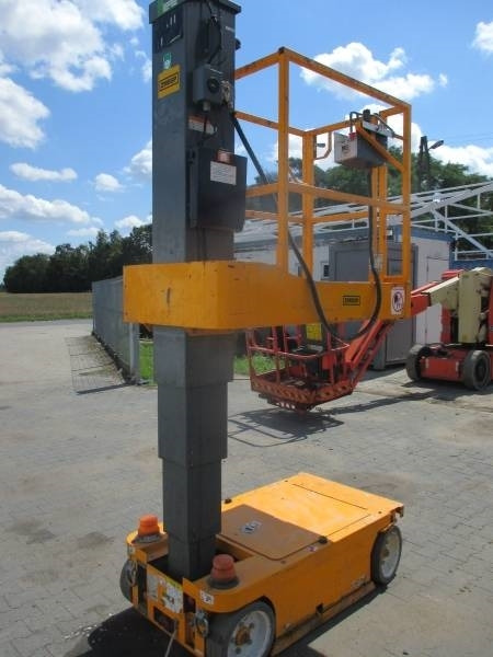 SkyJack SJ 12 - Jarbolna penjajuća platforma: slika 5 SkyJack SJ 12 - Jarbolna penjajuća platforma: slika 5