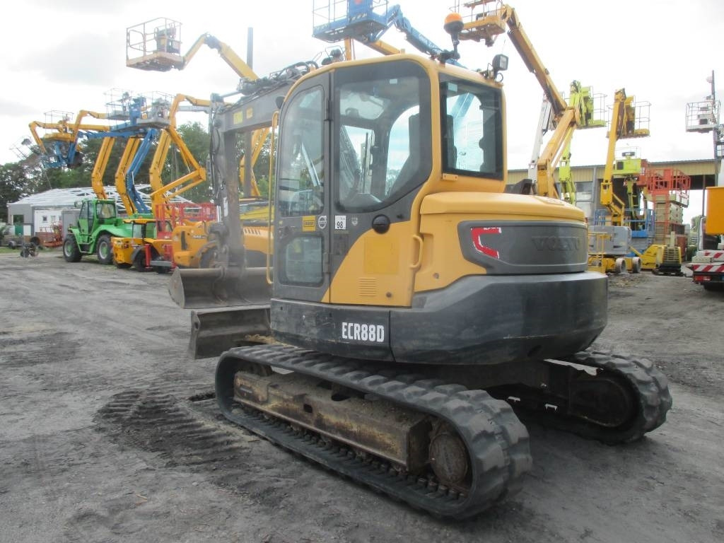 Volvo ECR 88 D - Mini bager: slika 4 Volvo ECR 88 D - Mini bager: slika 4