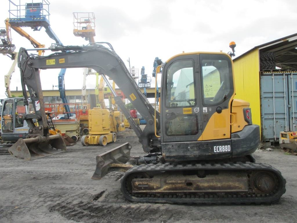 Volvo ECR 88 D - Mini bager: slika 5 Volvo ECR 88 D - Mini bager: slika 5