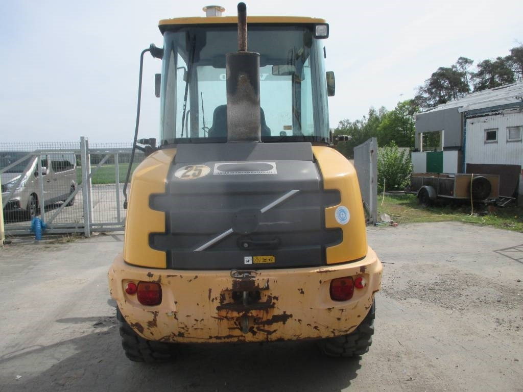 Volvo L 25 F - Utovarivač točkaš: slika 3 Volvo L 25 F - Utovarivač točkaš: slika 3