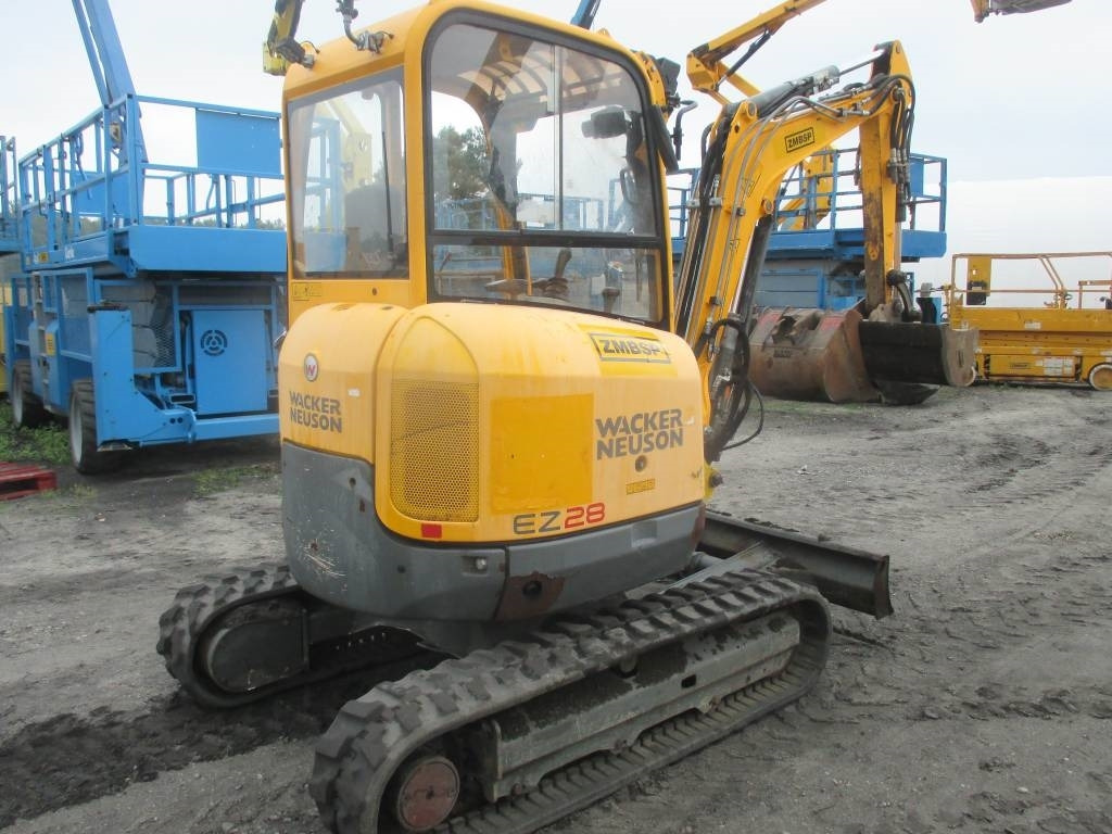 Wacker Neuson EZ 28 - Mini bager: slika 2 Wacker Neuson EZ 28 - Mini bager: slika 2