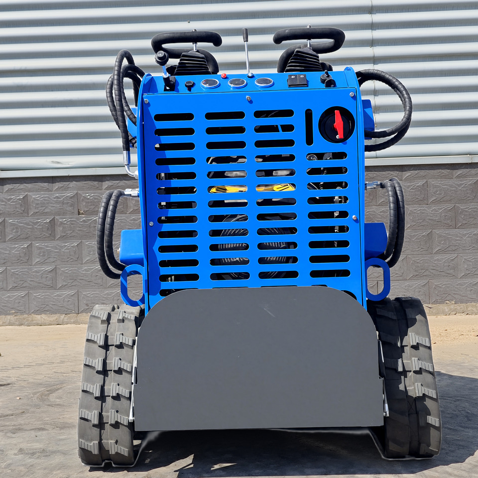 LADYS LA380 Mini Skid Steer Loader Compact Track Diesel Cheap Mini Skid Steer Loader For Sale With Mini Skid Steer Attachments 4 In 1 Bucket - Mini utovarivač: slika 4 LADYS LA380 Mini Skid Steer Loader Compact Track Diesel Cheap Mini Skid Steer Loader For Sale With Mini Skid Steer Attachments 4 In 1 Bucket - Mini utovarivač: slika 4