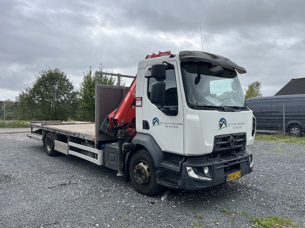 RENAULT D 16 - Kamion sa dizalicom: slika 2 RENAULT D 16 - Kamion sa dizalicom: slika 2