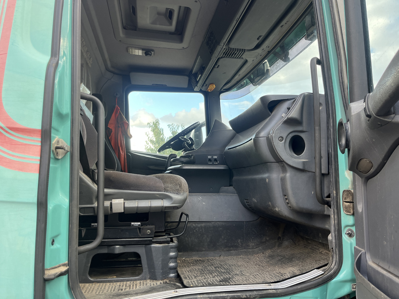 Scania G 124 Scania G 124: slika 13 Scania G 124 Scania G 124: slika 13