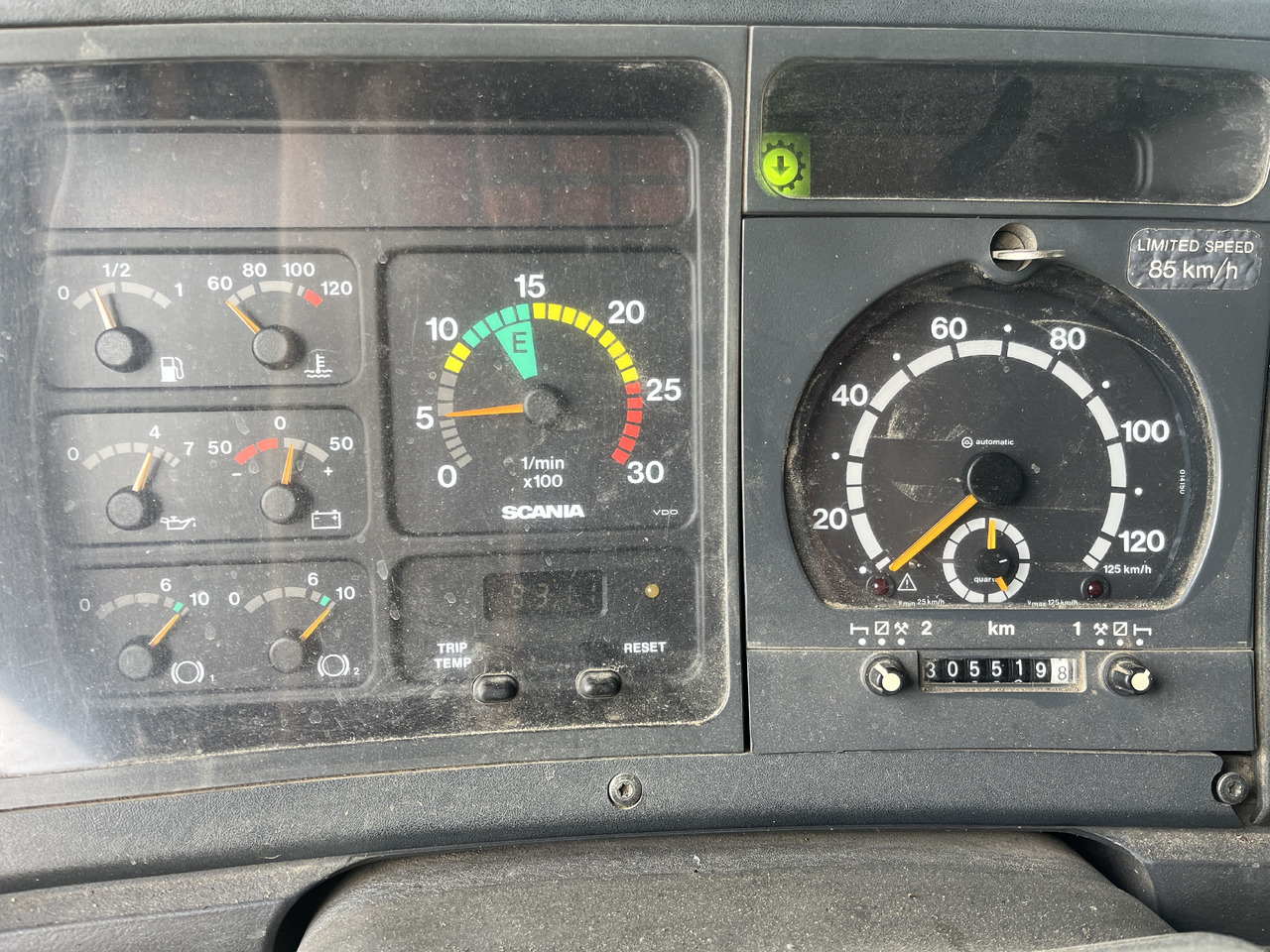 Scania G 124 Scania G 124: slika 11 Scania G 124 Scania G 124: slika 11