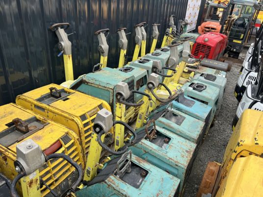 Ammann APH6020 - Vibraciona ploča: slika 3 Ammann APH6020 - Vibraciona ploča: slika 3