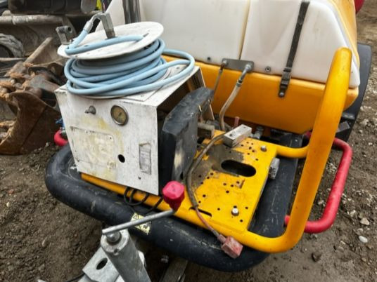 Perač pod pritiskom, Prikolica za automobil BRENDON BBW30KPE: slika 6