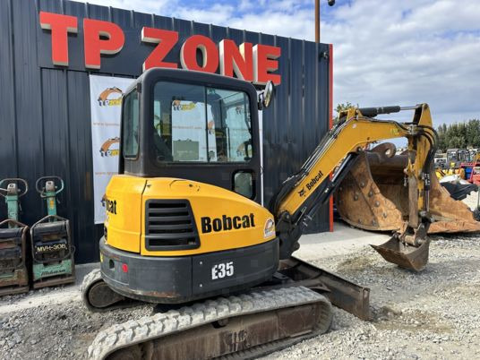 Bobcat E35 Cabine à 23 500 € HT - Mini bager: slika 5 Bobcat E35 Cabine à 23 500 € HT - Mini bager: slika 5