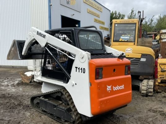 Bobcat T110 Joystick - Kompaktni utovarivač guseničar: slika 4 Bobcat T110 Joystick - Kompaktni utovarivač guseničar: slika 4