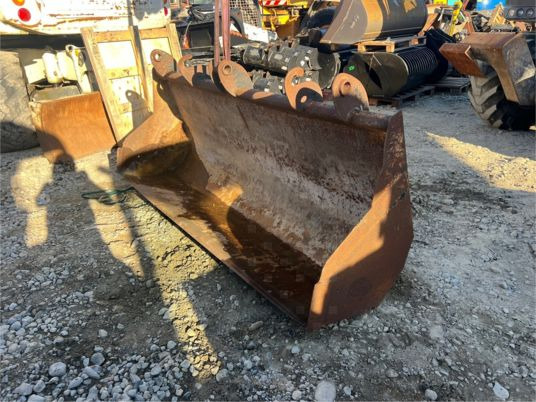 Godet chargeur pour Tracto - Kašika: slika 2 Godet chargeur pour Tracto - Kašika: slika 2