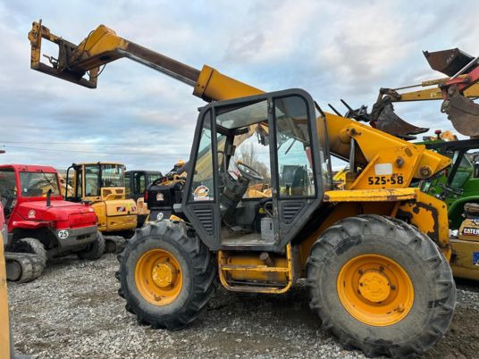 JCB 525-58 TURBO à 11 900 € HT - Teleskopski upravljač: slika 2 JCB 525-58 TURBO à 11 900 € HT - Teleskopski upravljač: slika 2