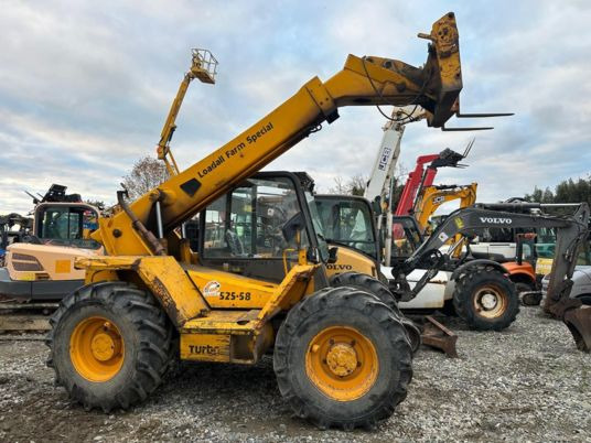JCB 525-58 TURBO à 11 900 € HT - Teleskopski upravljač: slika 3 JCB 525-58 TURBO à 11 900 € HT - Teleskopski upravljač: slika 3