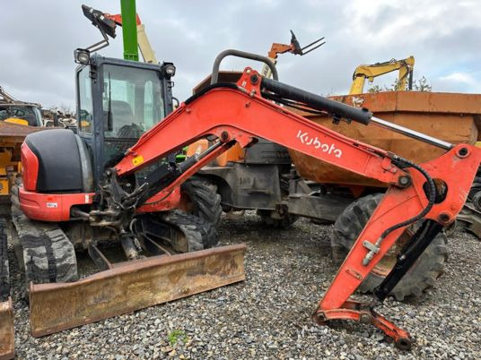Kubota U48-4 à 21900 € HT - Mini bager: slika 1 Kubota U48-4 à 21900 € HT - Mini bager: slika 1