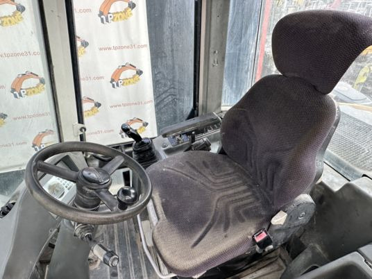 Liebherr New L514 Stéréo Clim à 29 500 € HT - Utovarivač točkaš: slika 5 Liebherr New L514 Stéréo Clim à 29 500 € HT - Utovarivač točkaš: slika 5