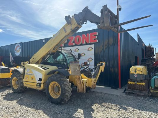 New Holland LM1745 - 17M - 4T5 à 29900 € HT - Teleskopski upravljač: slika 1 New Holland LM1745 - 17M - 4T5 à 29900 € HT - Teleskopski upravljač: slika 1