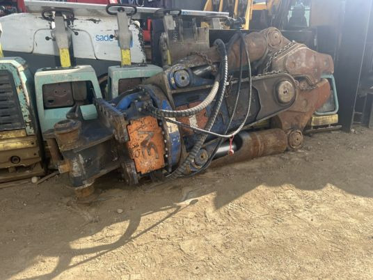 Pince de Demolition trevibenne pour pelle de 20T à 35T - Makaze za rušenje: slika 1 Pince de Demolition trevibenne pour pelle de 20T à 35T - Makaze za rušenje: slika 1