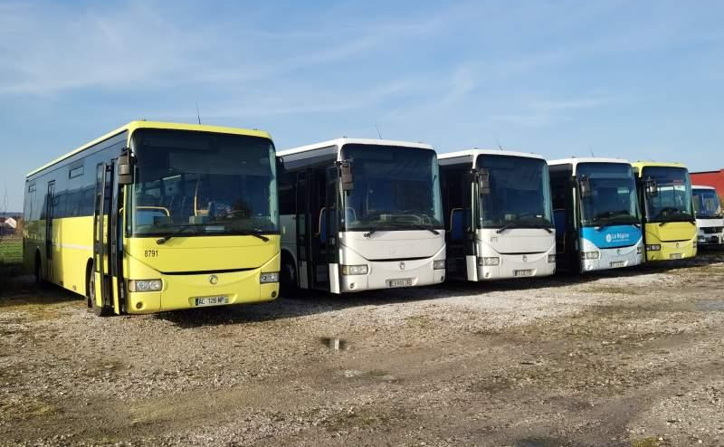 Irisbus Iveco Recreo 5 sztuk 2009 - Prigradski autobus: slika 1 Irisbus Iveco Recreo 5 sztuk 2009 - Prigradski autobus: slika 1