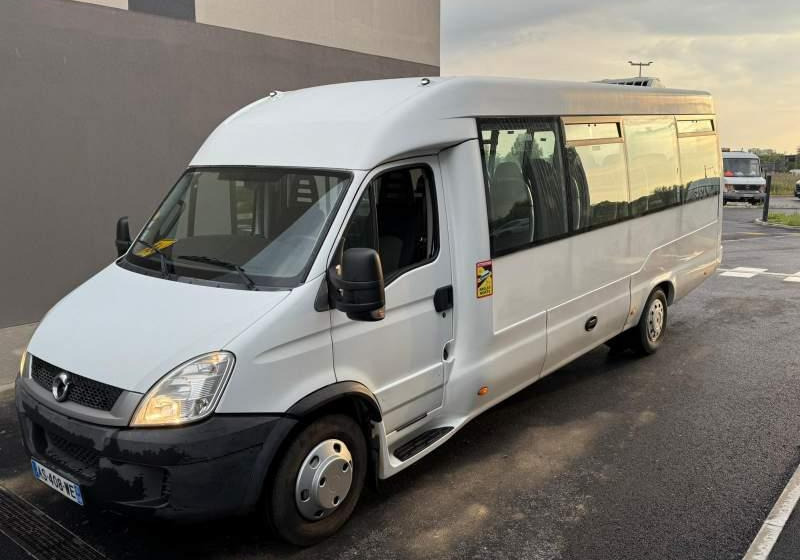 Iveco Daily DURISOTTI / 28miejsc - Prigradski autobus: slika 1 Iveco Daily DURISOTTI / 28miejsc - Prigradski autobus: slika 1