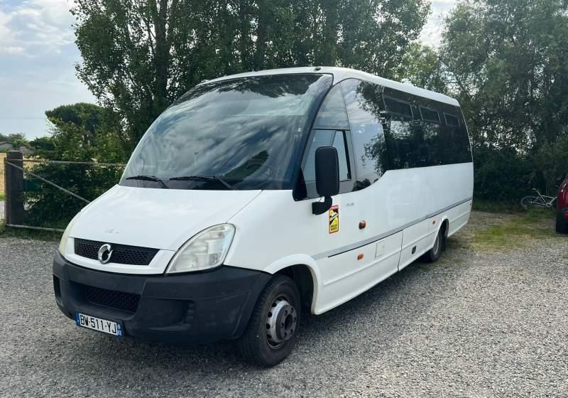 Iveco Indcar Wing euro 5 - Prigradski autobus: slika 1 Iveco Indcar Wing euro 5 - Prigradski autobus: slika 1