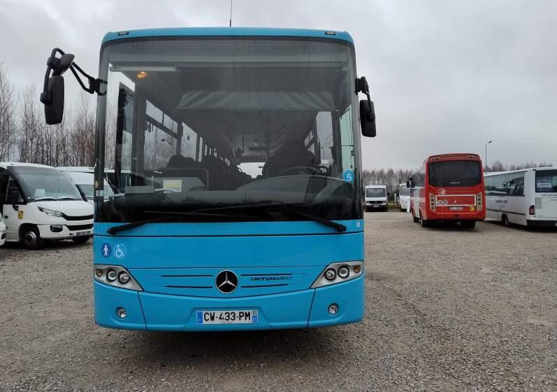 Mercedes-Benz INTOURO M/L - Prigradski autobus: slika 2 Mercedes-Benz INTOURO M/L - Prigradski autobus: slika 2