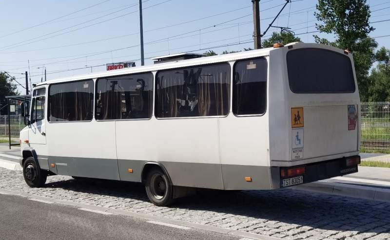Mercedes-Benz Vario 814D 38+12 - Prigradski autobus: slika 2 Mercedes-Benz Vario 814D 38+12 - Prigradski autobus: slika 2