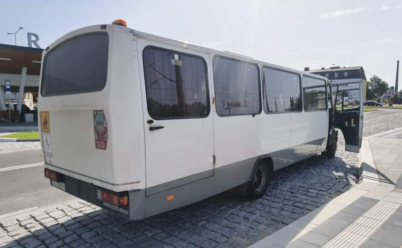 Mercedes-Benz Vario 814D 38+12 - Prigradski autobus: slika 3 Mercedes-Benz Vario 814D 38+12 - Prigradski autobus: slika 3