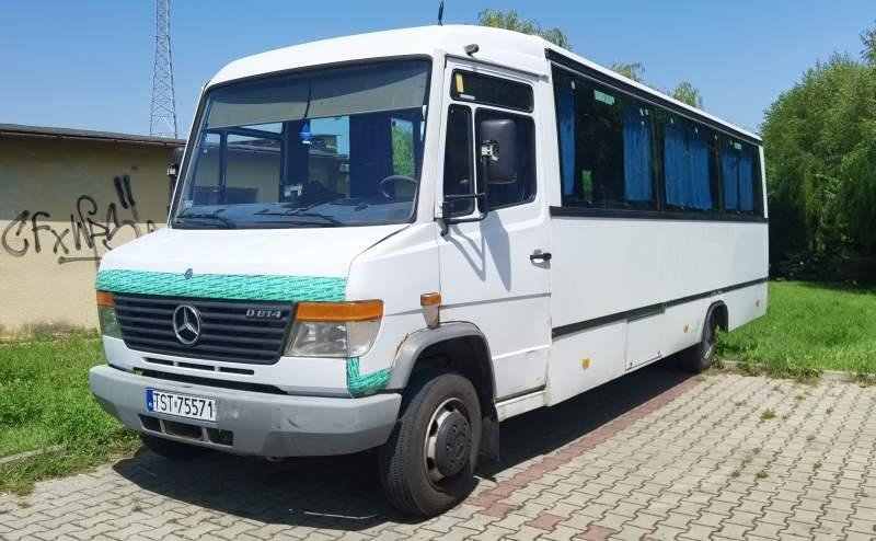 Mercedes-Benz Vario 814D 38+12 - Prigradski autobus: slika 1 Mercedes-Benz Vario 814D 38+12 - Prigradski autobus: slika 1