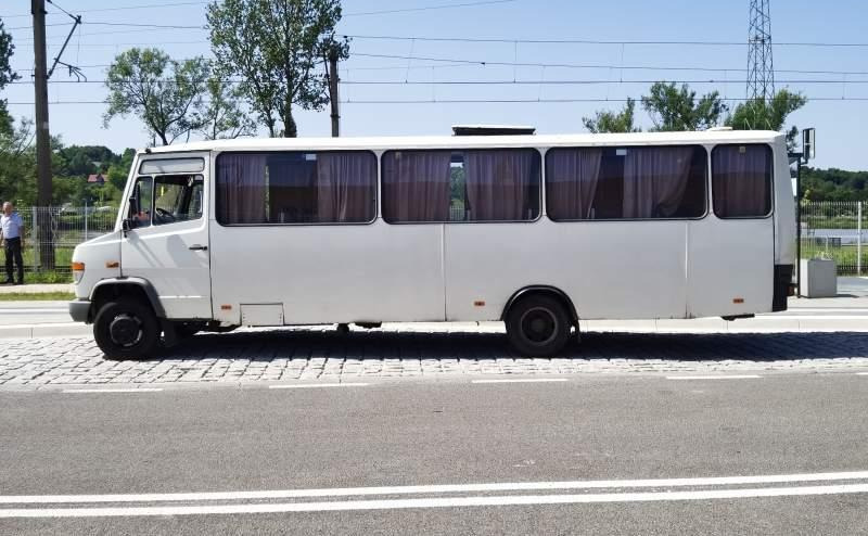 Mercedes-Benz Vario 814D 39+12 - Prigradski autobus: slika 5 Mercedes-Benz Vario 814D 39+12 - Prigradski autobus: slika 5