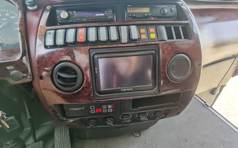 Turistički autobus Otokar Navigo Mega 33 *EURO6* 3 SZTUKI IDENTYCZNE: slika 9 Turistički autobus Otokar Navigo Mega 33 *EURO6* 3 SZTUKI IDENTYCZNE: slika 9