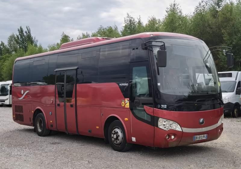 Yutong ZK6938HQ *KLIMA*EURO 6 - Prigradski autobus: slika 1 Yutong ZK6938HQ *KLIMA*EURO 6 - Prigradski autobus: slika 1