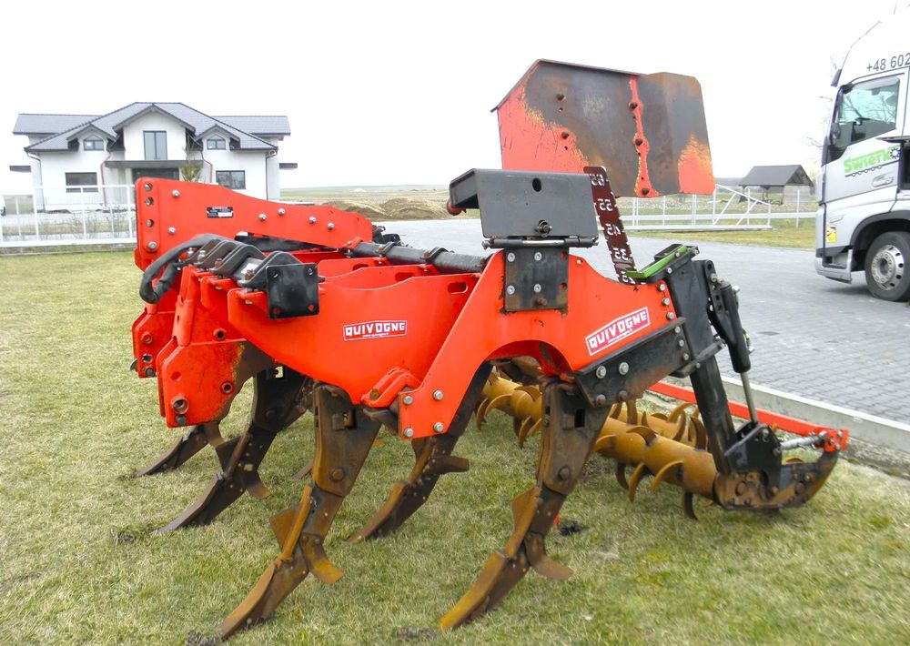 Inny Quivogne 3 metry Głębosz 2014 Rok , Stan Idealny - Oprema za obradu zemljišta: slika 1 Inny Quivogne 3 metry Głębosz 2014 Rok , Stan Idealny - Oprema za obradu zemljišta: slika 1