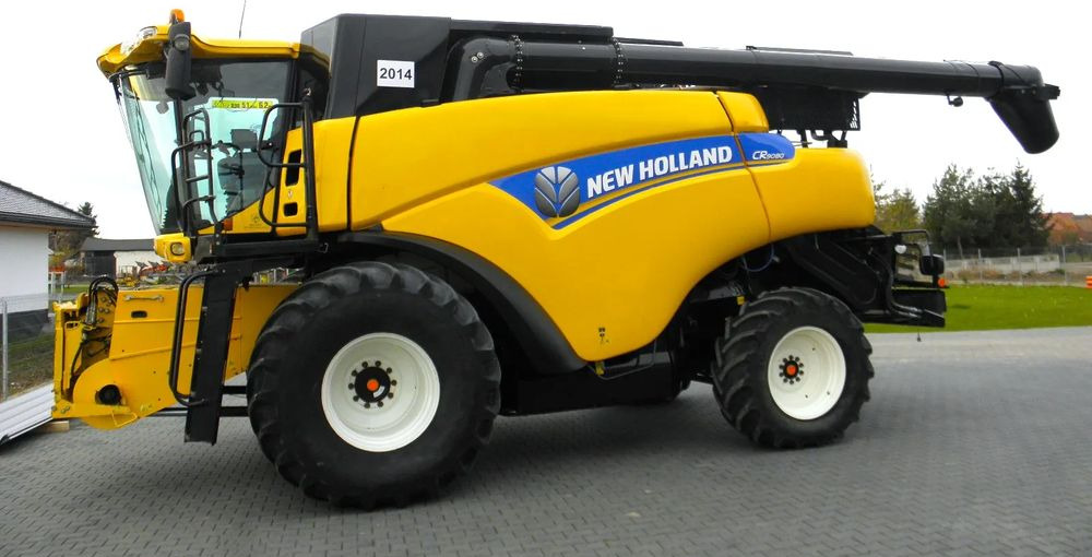 New Holland CR9080 2013 Rok , heder Varifeed 9,15m, Nowsza Wersja, Nie Malowany, Stan Idealny - Kombinovani kombajn: slika 5 New Holland CR9080 2013 Rok , heder Varifeed 9,15m, Nowsza Wersja, Nie Malowany, Stan Idealny - Kombinovani kombajn: slika 5