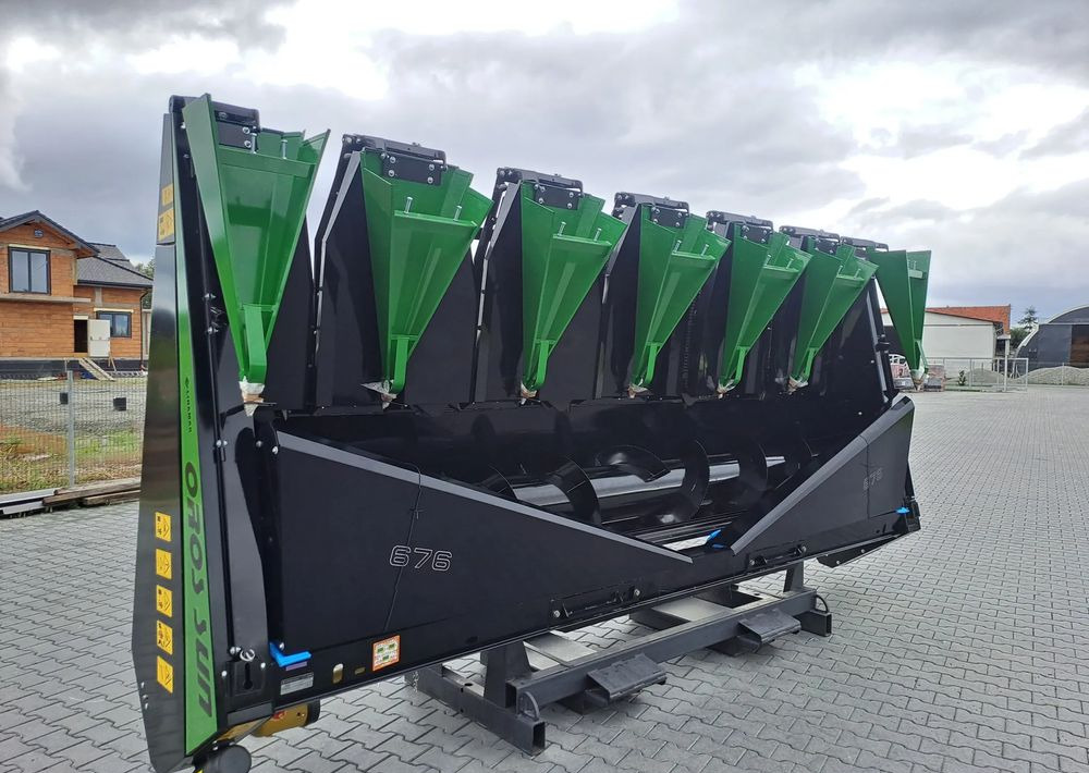 Oros Oros SUN 676 6 rzędowy, Nowe Przystawki do zbioru Słonecznika - Kombajn za suncokret: slika 2 Oros Oros SUN 676 6 rzędowy, Nowe Przystawki do zbioru Słonecznika - Kombajn za suncokret: slika 2