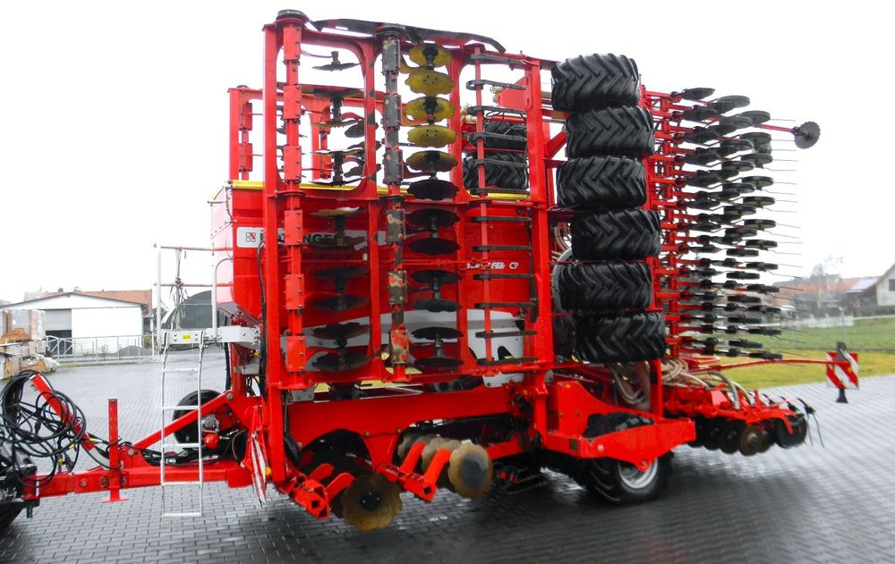 Pottinger Terrasem C9 Artis 2014 Rok, Nowe Elementy Robocze, Nie Malowany, Stan Idealny - Sejalica: slika 2 Pottinger Terrasem C9 Artis 2014 Rok, Nowe Elementy Robocze, Nie Malowany, Stan Idealny - Sejalica: slika 2