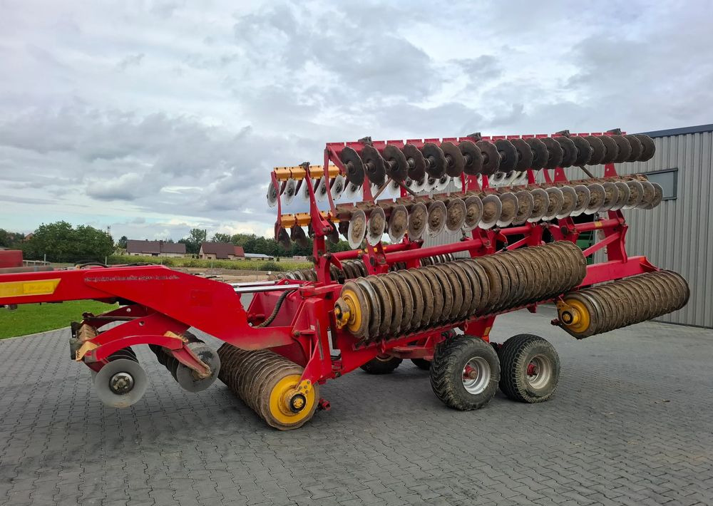 Väderstad Carrier 1225 XL 2011 rok , 12 metrów , Stan Bardzo Dobry - Oprema za obradu zemljišta: slika 5 Väderstad Carrier 1225 XL 2011 rok , 12 metrów , Stan Bardzo Dobry - Oprema za obradu zemljišta: slika 5