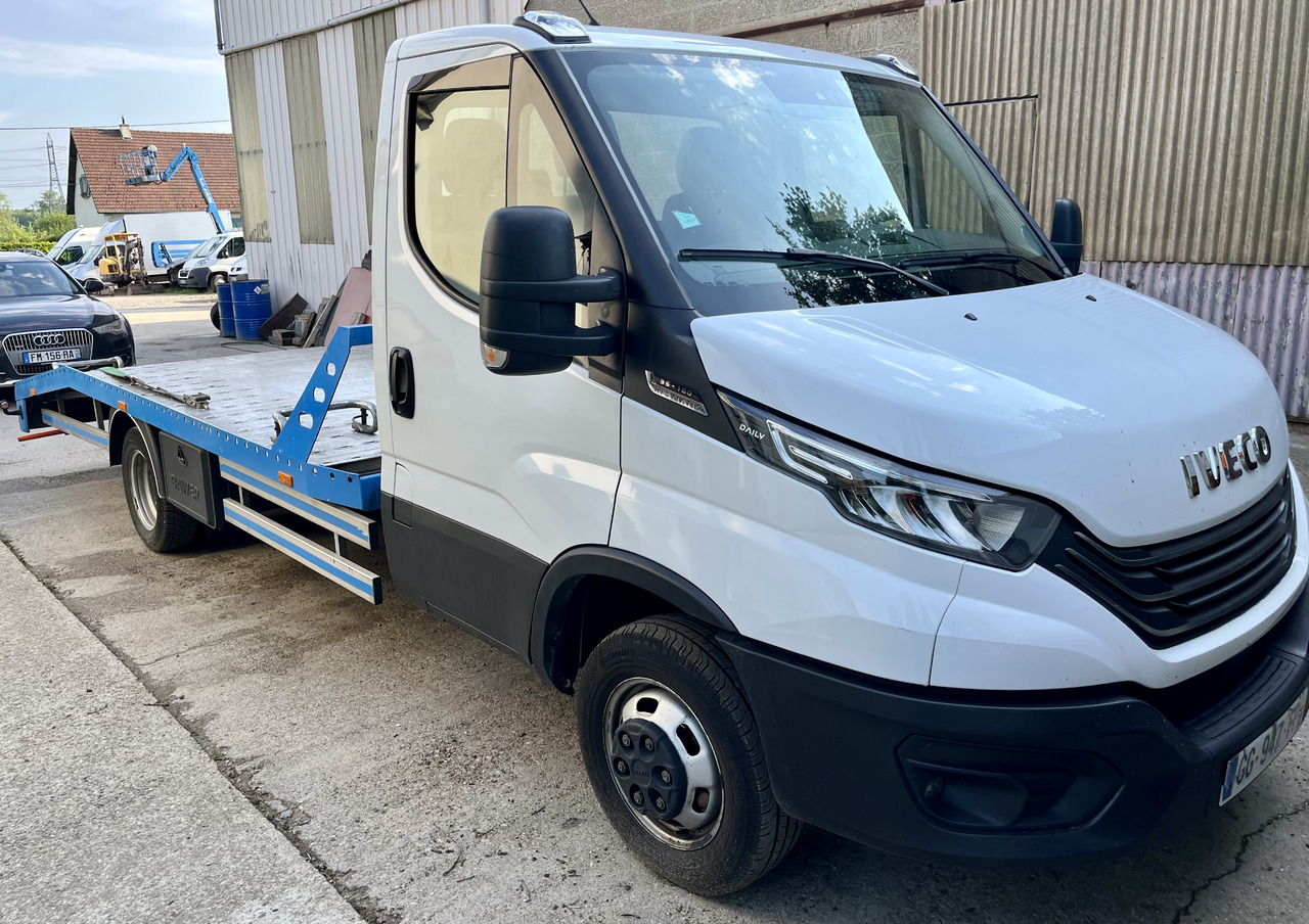 Iveco Daily 35-180 plateau dépannage dépanneuse porte voiture - Dostavno vozilo sa otvorenom sandukom: slika 2 Iveco Daily 35-180 plateau dépannage dépanneuse porte voiture - Dostavno vozilo sa otvorenom sandukom: slika 2