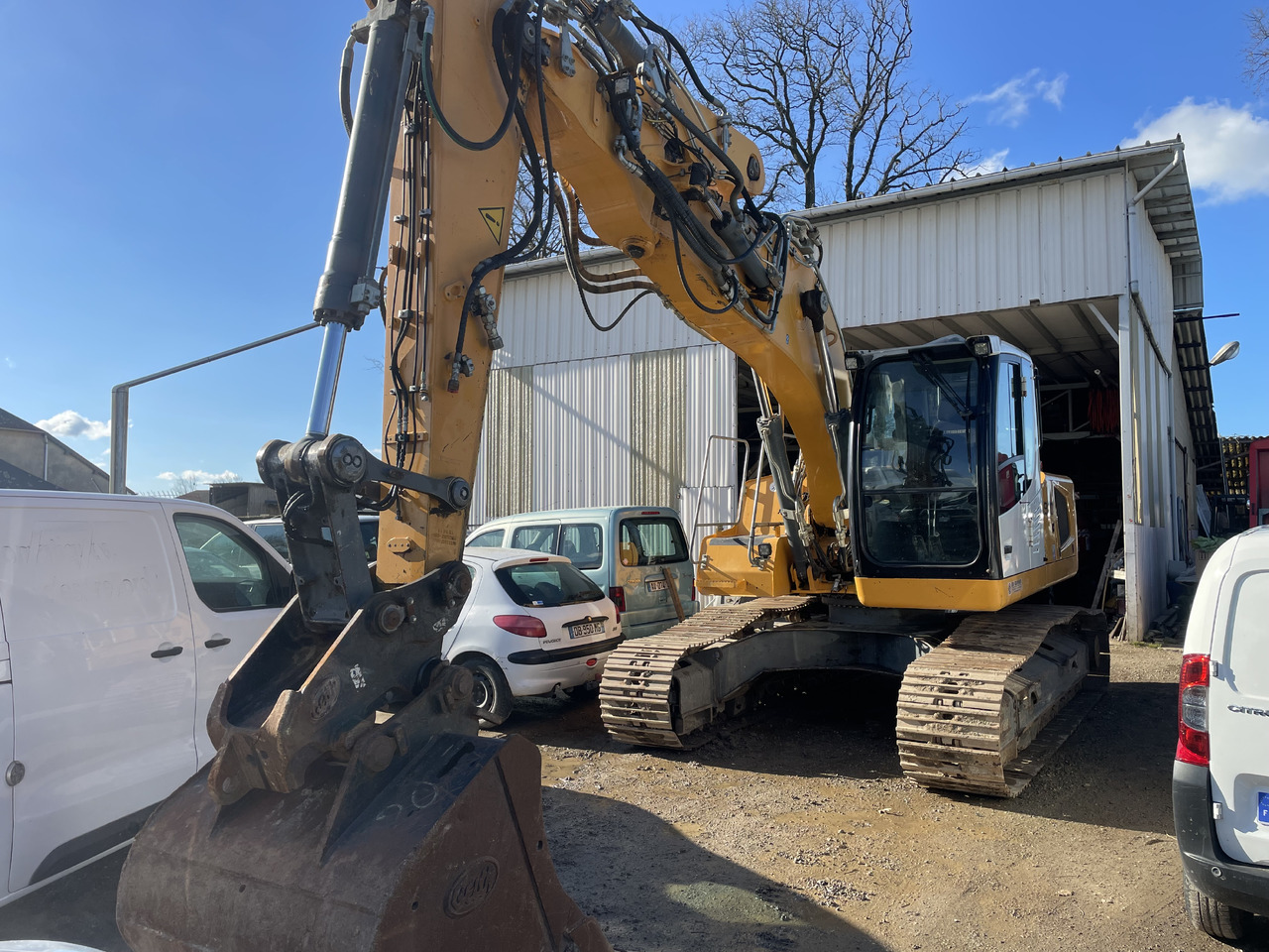 LIEBHERR R920 r920LC - Bager guseničar: slika 1 LIEBHERR R920 r920LC - Bager guseničar: slika 1