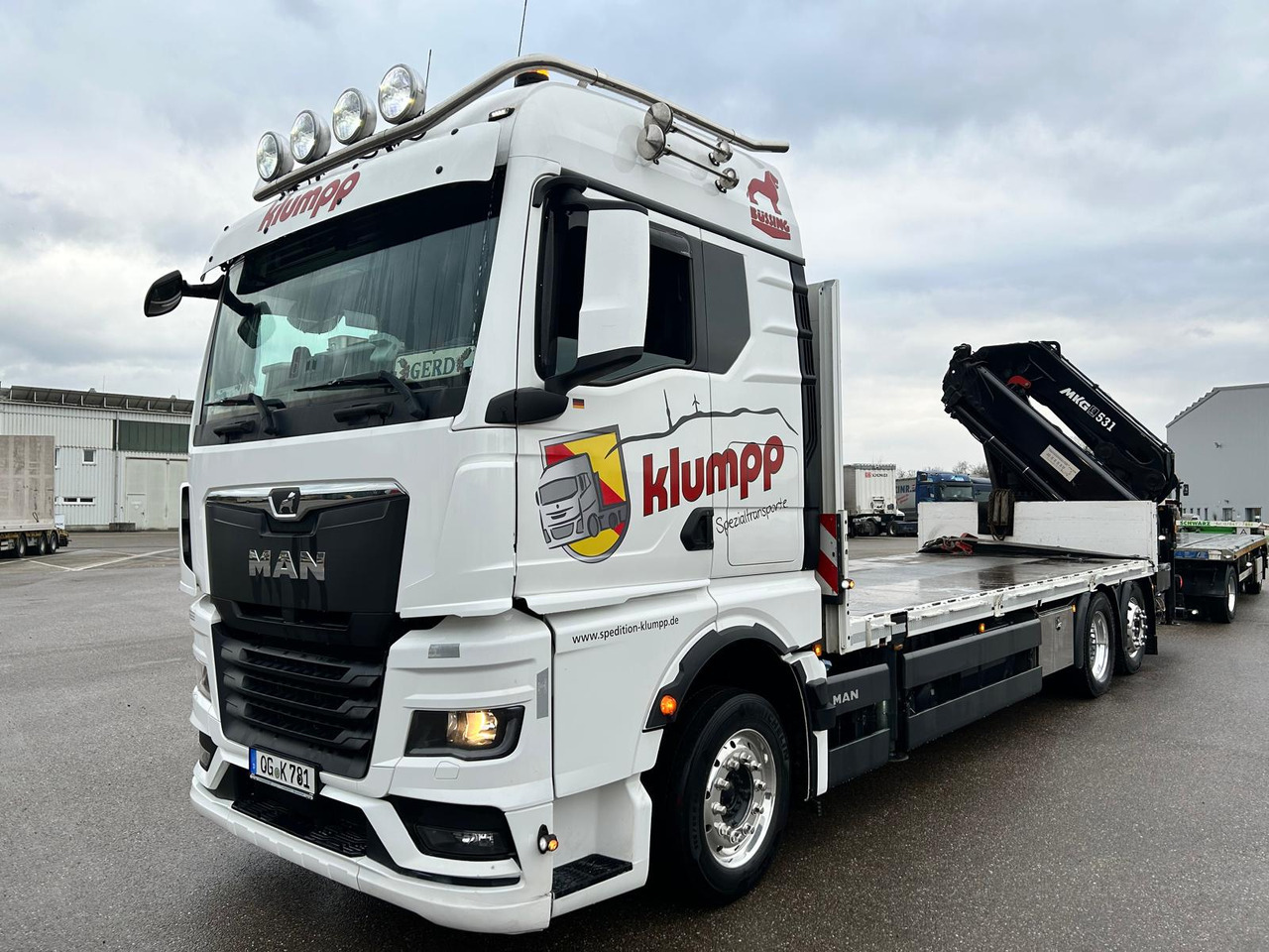 MAN TGX 500 - Kamion sa tovarnim sandukom: slika 1 MAN TGX 500 - Kamion sa tovarnim sandukom: slika 1
