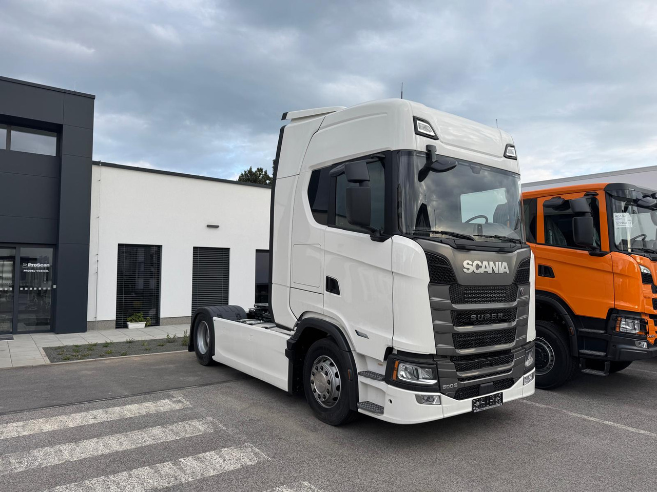 SCANIA S500A4x2LA N323 - Tegljač: slika 1 SCANIA S500A4x2LA N323 - Tegljač: slika 1