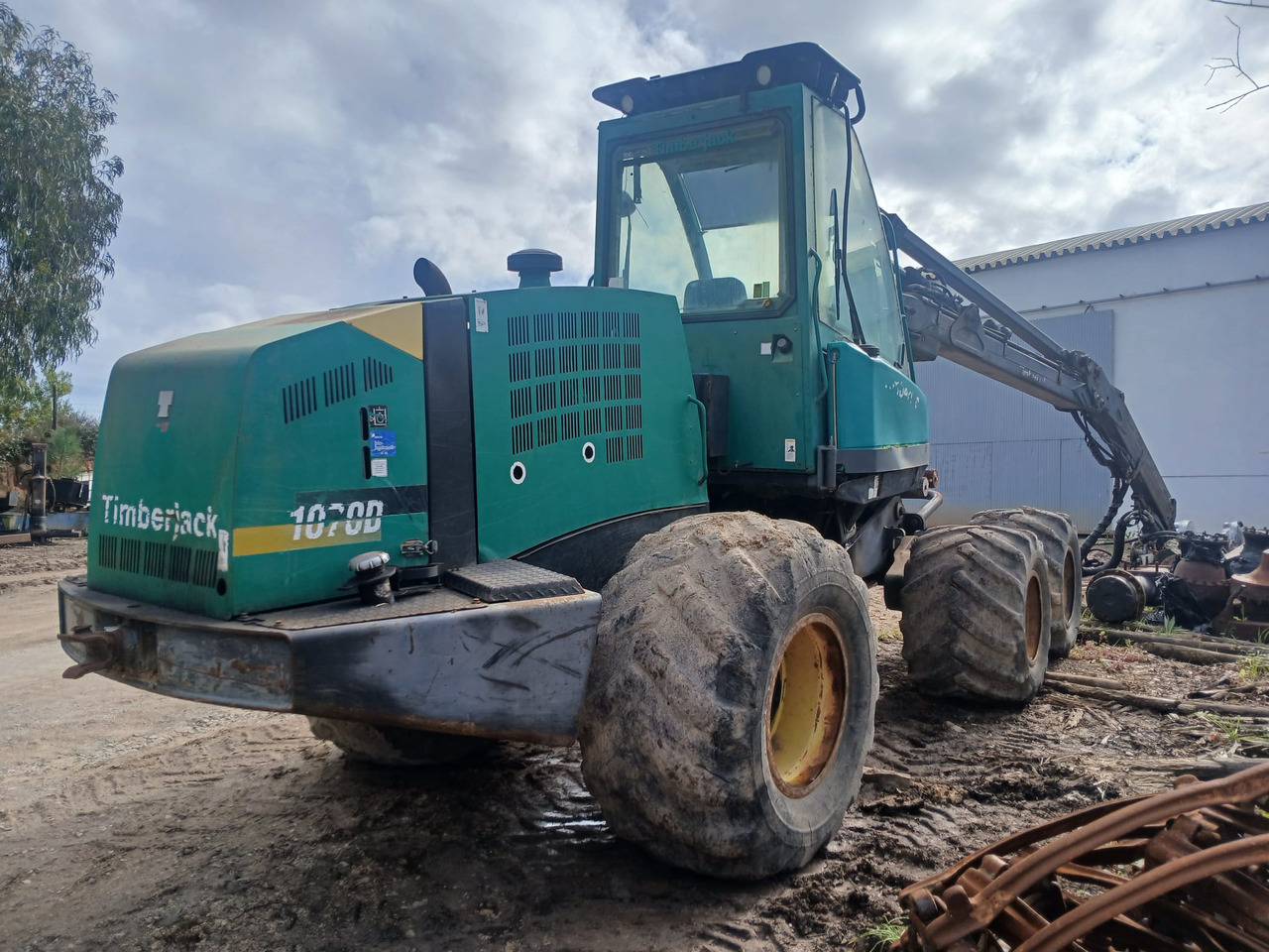 TIMBERJACK 1070D - Kombajn za šumarstvo: slika 4 TIMBERJACK 1070D - Kombajn za šumarstvo: slika 4