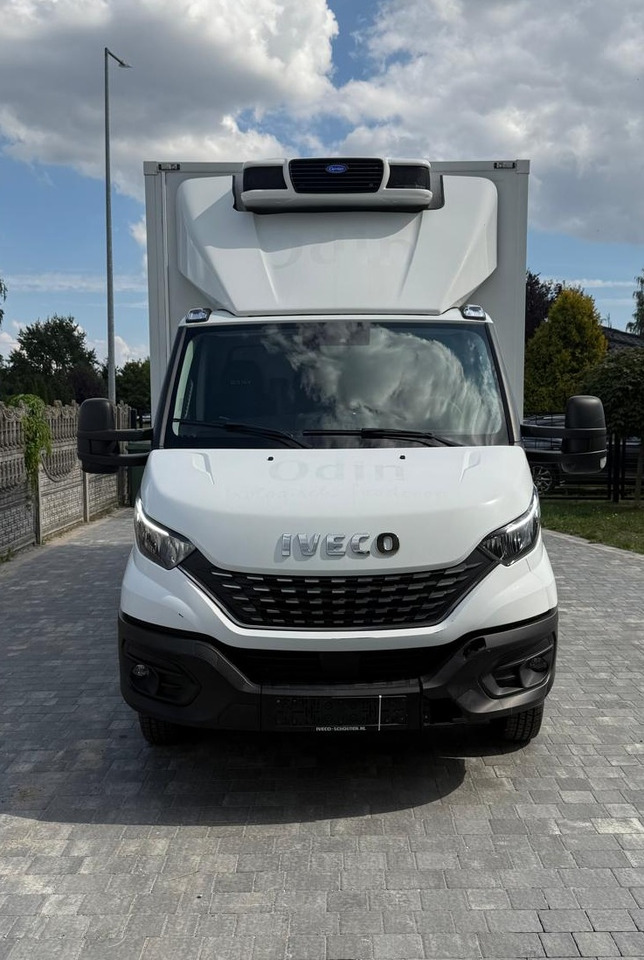 IVECO 40C18 BE COMBI – chłodnia z windą, kat. B+E, polift, 2019 rok - Dostavno vozilo hladnjača: slika 2 IVECO 40C18 BE COMBI – chłodnia z windą, kat. B+E, polift, 2019 rok - Dostavno vozilo hladnjača: slika 2